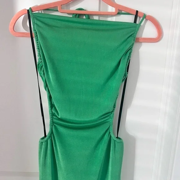 Elegant Green Sleeveless Maxi Open Back Dress Size Large - Picture 7 of 11